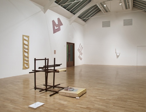 Richard Tuttle, I Dont Know. The Weave of Textile Language installation view 2014. Photo credit Stephen White 