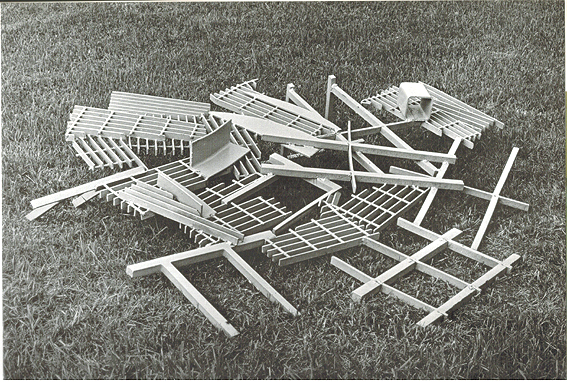 Anthony Caro, "Air", painted steel, 1971