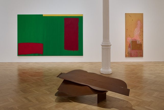 Installation shot at Pace London, works by Hoyland and Caro